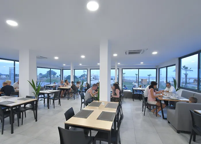 Hotel Evita Bay 4*