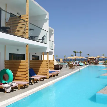 Evita Bay 4* Φαληράκι