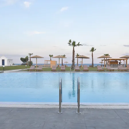 Evita Bay 4*