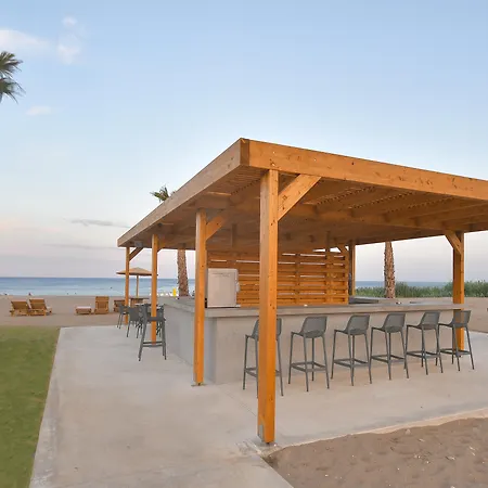 Отель Evita Bay 4*