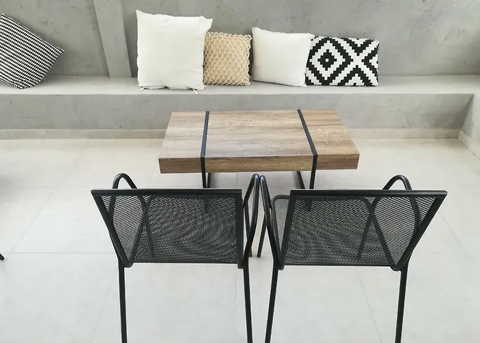 Отель Evita Bay 4*